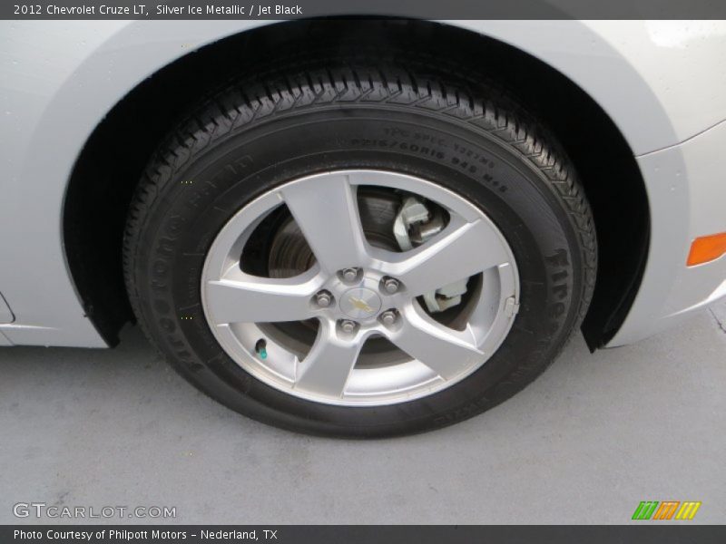 Silver Ice Metallic / Jet Black 2012 Chevrolet Cruze LT