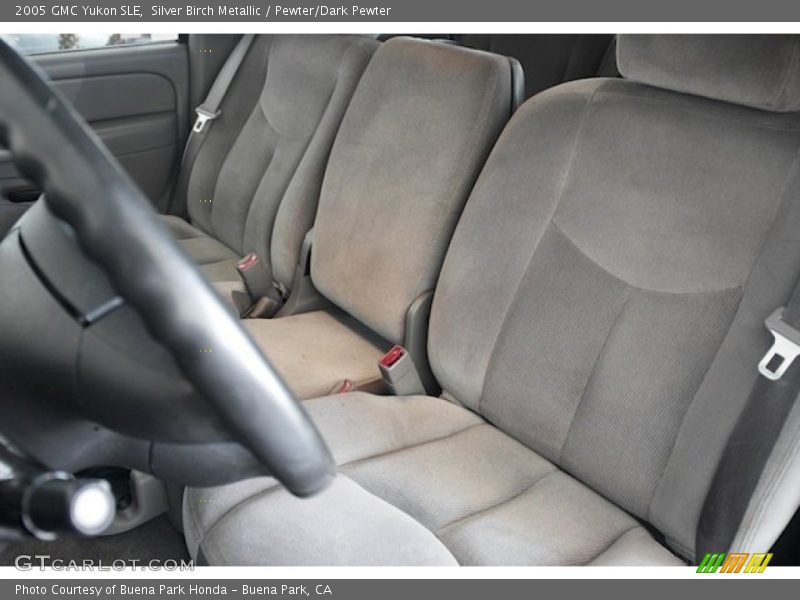 Silver Birch Metallic / Pewter/Dark Pewter 2005 GMC Yukon SLE