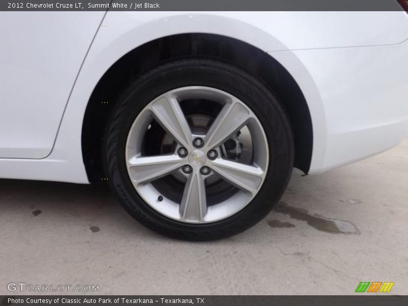 Summit White / Jet Black 2012 Chevrolet Cruze LT