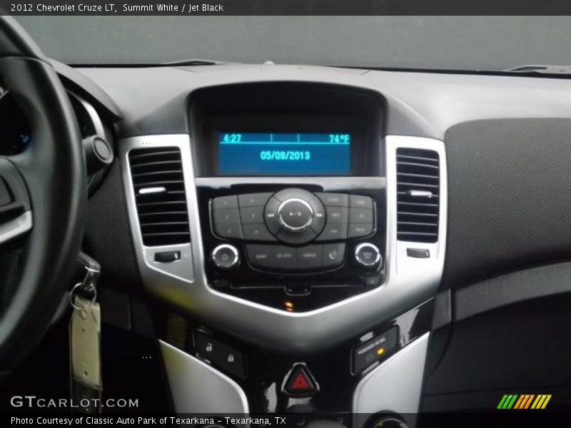 Summit White / Jet Black 2012 Chevrolet Cruze LT