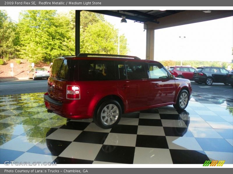 Redfire Metallic / Medium Light Stone 2009 Ford Flex SE