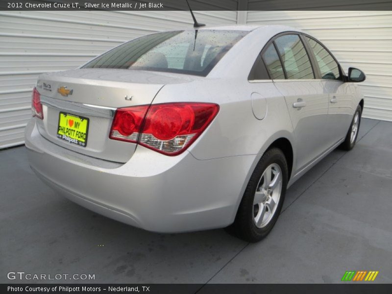 Silver Ice Metallic / Jet Black 2012 Chevrolet Cruze LT