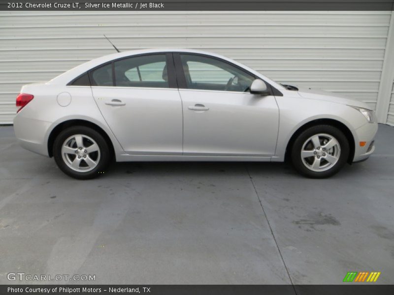 Silver Ice Metallic / Jet Black 2012 Chevrolet Cruze LT