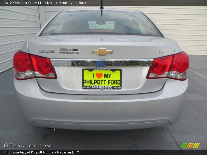 Silver Ice Metallic / Jet Black 2012 Chevrolet Cruze LT