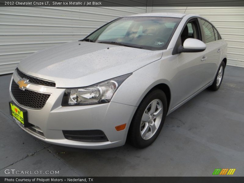Silver Ice Metallic / Jet Black 2012 Chevrolet Cruze LT