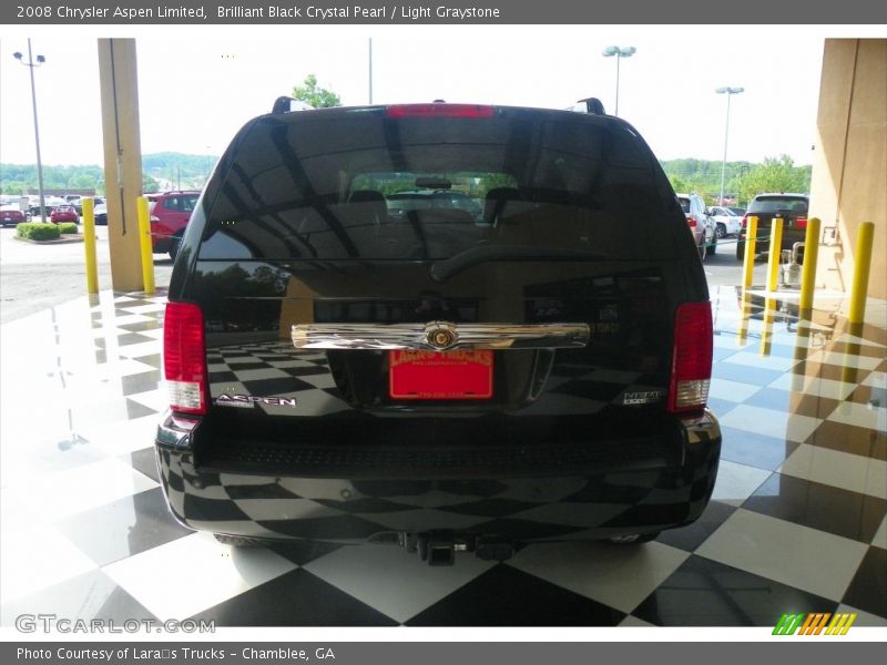 Brilliant Black Crystal Pearl / Light Graystone 2008 Chrysler Aspen Limited