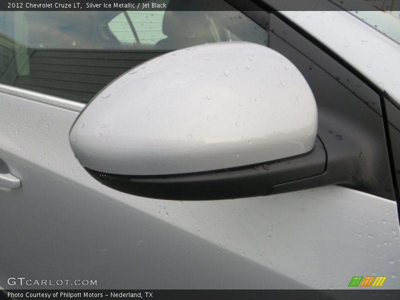 Silver Ice Metallic / Jet Black 2012 Chevrolet Cruze LT