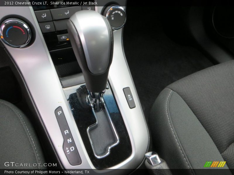 Silver Ice Metallic / Jet Black 2012 Chevrolet Cruze LT