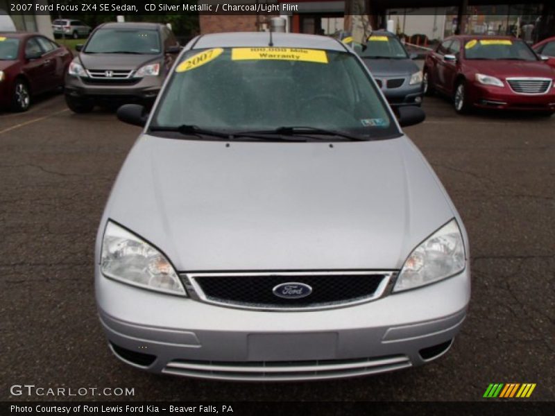 CD Silver Metallic / Charcoal/Light Flint 2007 Ford Focus ZX4 SE Sedan