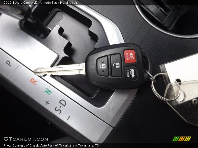 Attitude Black Metallic / Ash 2012 Toyota Camry LE