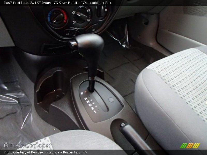  2007 Focus ZX4 SE Sedan 4 Speed Automatic Shifter