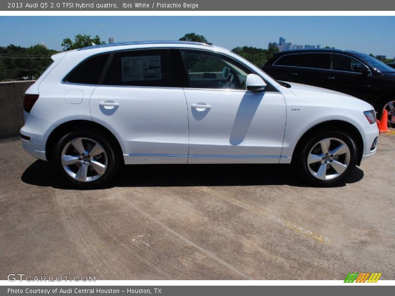 Ibis White / Pistachio Beige 2013 Audi Q5 2.0 TFSI hybrid quattro