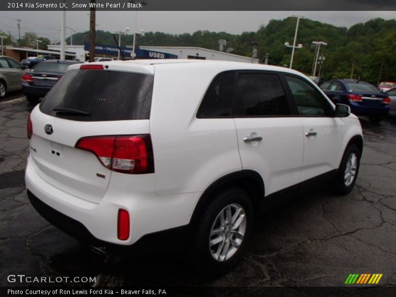 Snow White Pearl / Black 2014 Kia Sorento LX