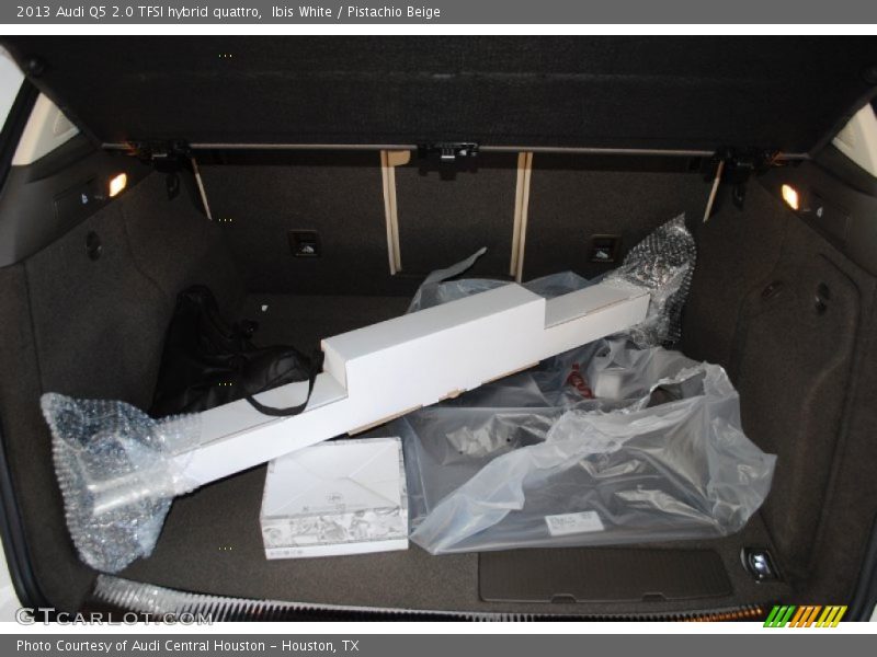Ibis White / Pistachio Beige 2013 Audi Q5 2.0 TFSI hybrid quattro