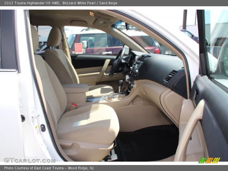 Blizzard White Pearl / Sand Beige 2013 Toyota Highlander V6 4WD