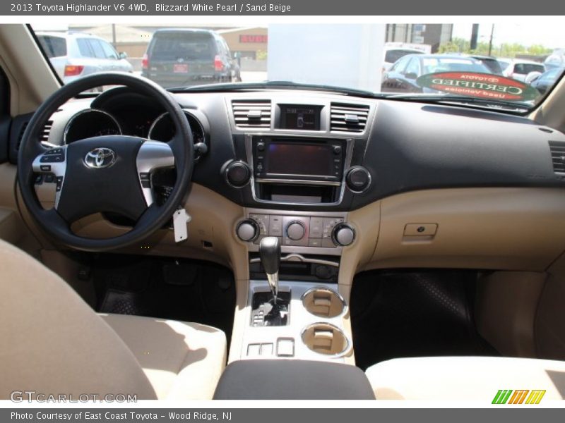 Blizzard White Pearl / Sand Beige 2013 Toyota Highlander V6 4WD