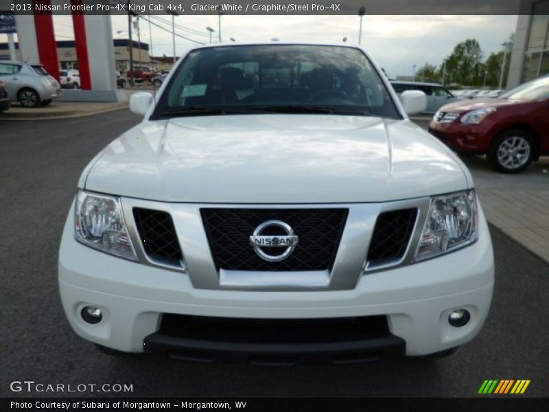 Glacier White / Graphite/Steel Pro-4X 2013 Nissan Frontier Pro-4X King Cab 4x4