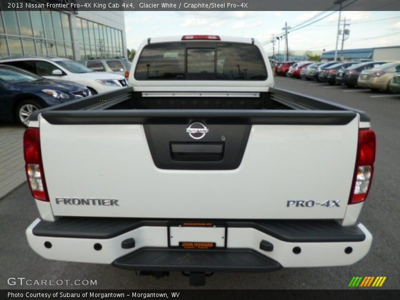 Glacier White / Graphite/Steel Pro-4X 2013 Nissan Frontier Pro-4X King Cab 4x4
