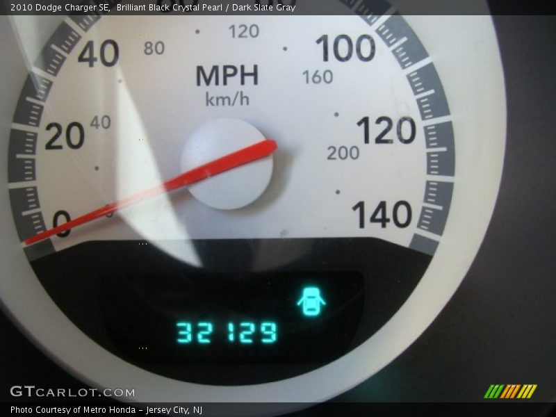 Brilliant Black Crystal Pearl / Dark Slate Gray 2010 Dodge Charger SE