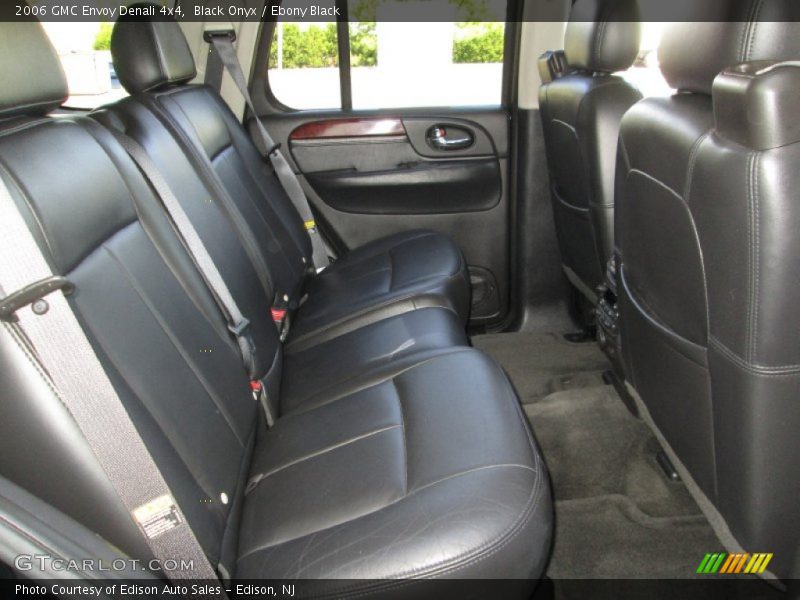 Black Onyx / Ebony Black 2006 GMC Envoy Denali 4x4