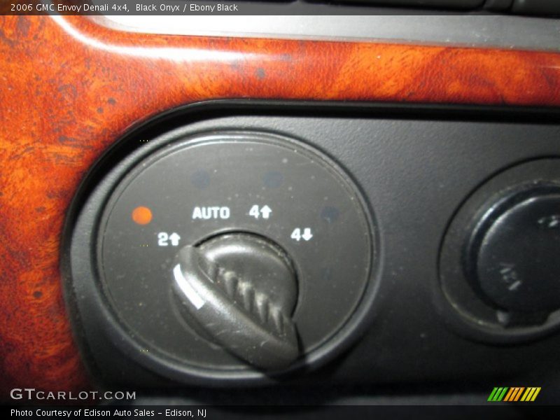 Black Onyx / Ebony Black 2006 GMC Envoy Denali 4x4