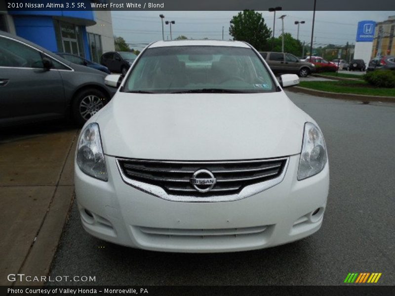 Winter Frost White / Blond 2010 Nissan Altima 3.5 SR