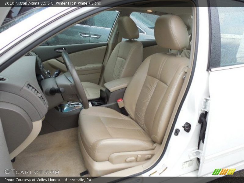 Winter Frost White / Blond 2010 Nissan Altima 3.5 SR