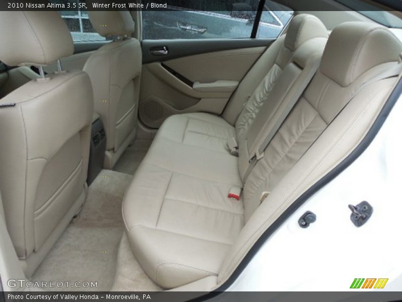 Winter Frost White / Blond 2010 Nissan Altima 3.5 SR