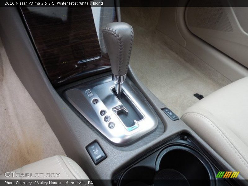Winter Frost White / Blond 2010 Nissan Altima 3.5 SR