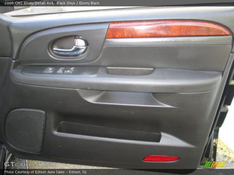 Black Onyx / Ebony Black 2006 GMC Envoy Denali 4x4