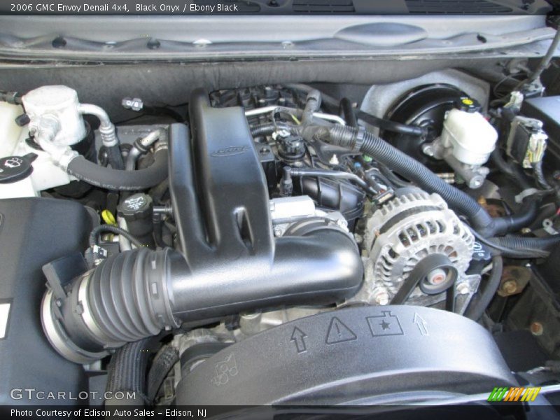 Black Onyx / Ebony Black 2006 GMC Envoy Denali 4x4