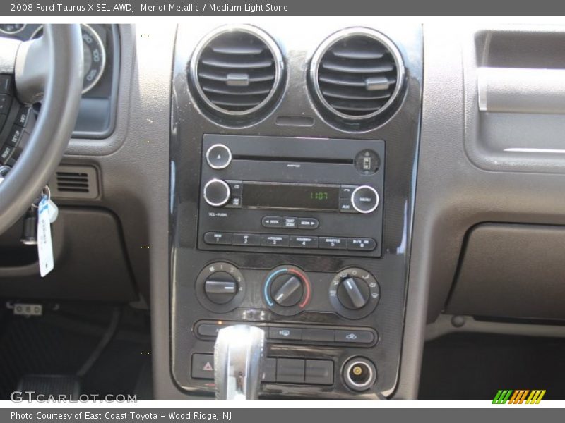 Merlot Metallic / Medium Light Stone 2008 Ford Taurus X SEL AWD