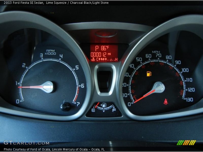 Lime Squeeze / Charcoal Black/Light Stone 2013 Ford Fiesta SE Sedan
