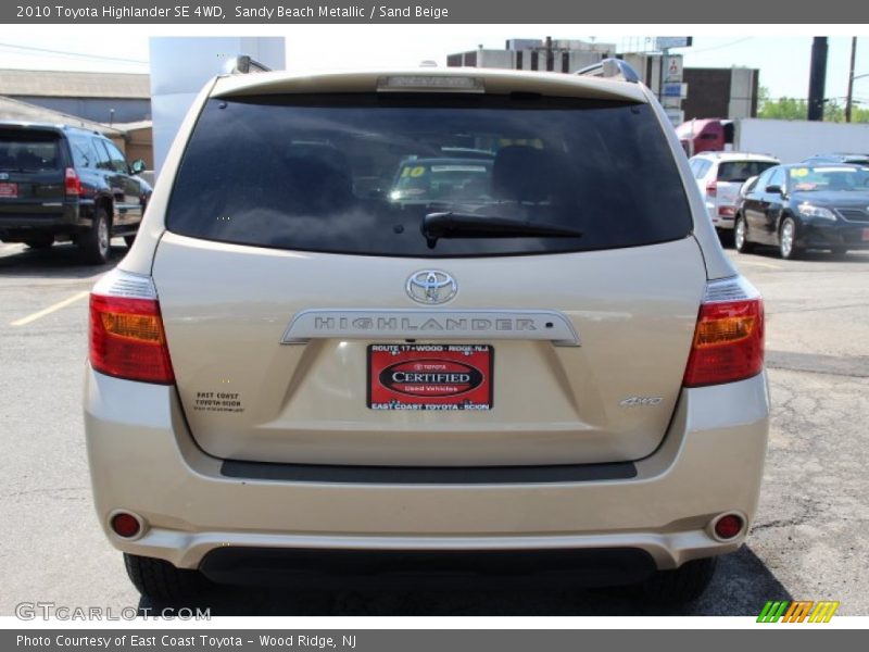 Sandy Beach Metallic / Sand Beige 2010 Toyota Highlander SE 4WD