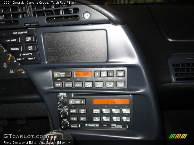 Controls of 1994 Corvette Coupe