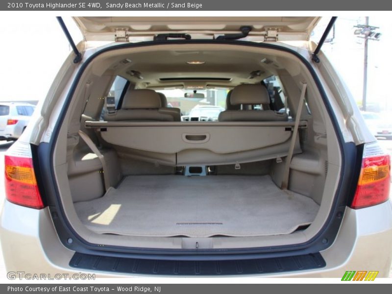 Sandy Beach Metallic / Sand Beige 2010 Toyota Highlander SE 4WD
