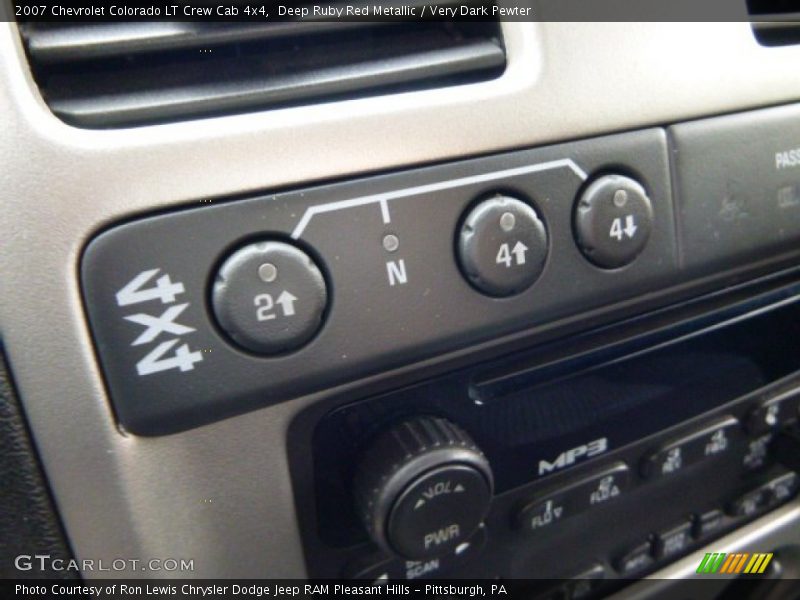 Deep Ruby Red Metallic / Very Dark Pewter 2007 Chevrolet Colorado LT Crew Cab 4x4