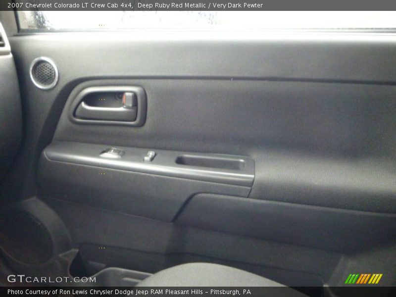 Deep Ruby Red Metallic / Very Dark Pewter 2007 Chevrolet Colorado LT Crew Cab 4x4