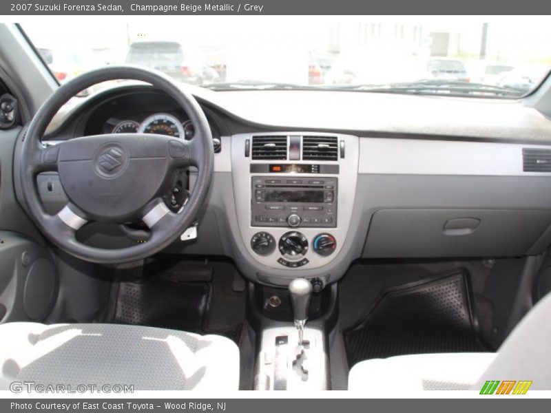 Champagne Beige Metallic / Grey 2007 Suzuki Forenza Sedan