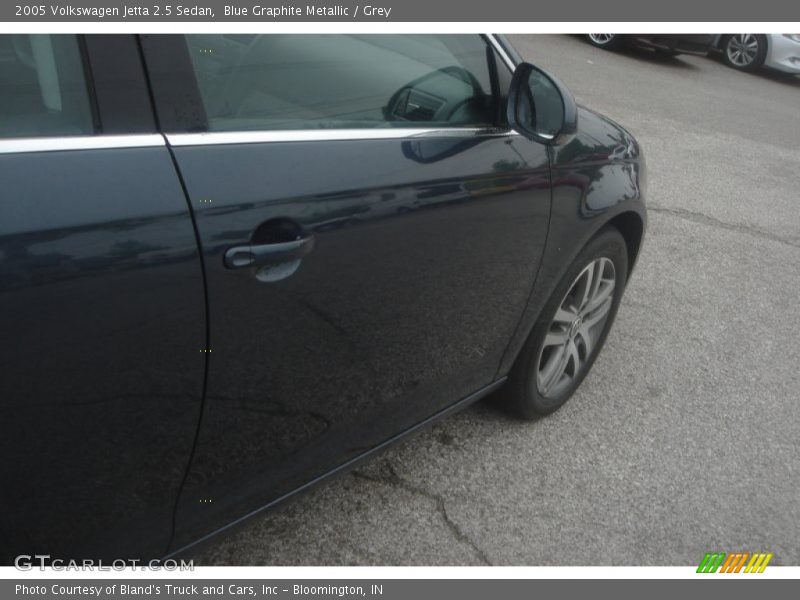 Blue Graphite Metallic / Grey 2005 Volkswagen Jetta 2.5 Sedan