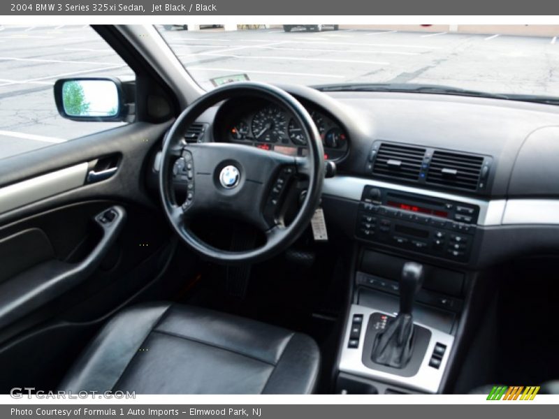 Jet Black / Black 2004 BMW 3 Series 325xi Sedan