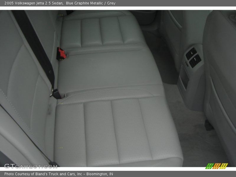 Blue Graphite Metallic / Grey 2005 Volkswagen Jetta 2.5 Sedan