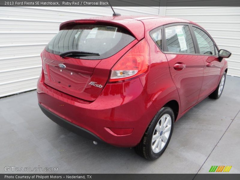 Ruby Red / Charcoal Black 2013 Ford Fiesta SE Hatchback