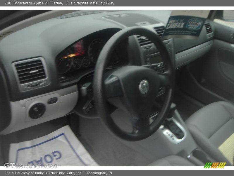 Blue Graphite Metallic / Grey 2005 Volkswagen Jetta 2.5 Sedan