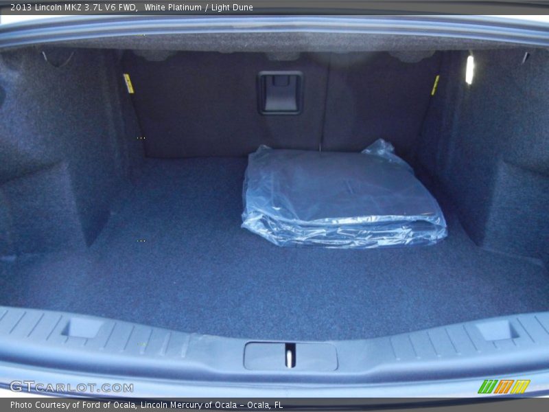 White Platinum / Light Dune 2013 Lincoln MKZ 3.7L V6 FWD