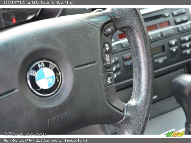 Jet Black / Black 2004 BMW 3 Series 325xi Sedan