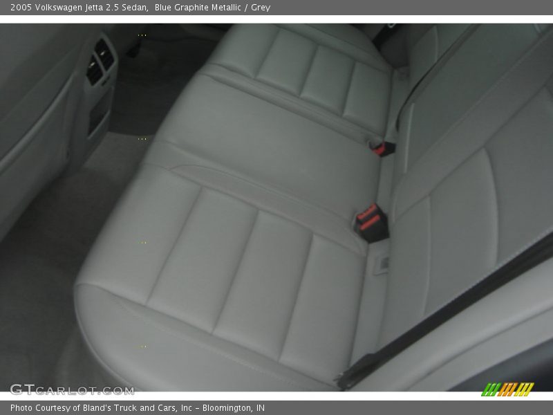 Blue Graphite Metallic / Grey 2005 Volkswagen Jetta 2.5 Sedan