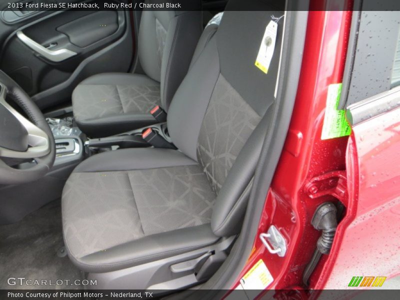 Ruby Red / Charcoal Black 2013 Ford Fiesta SE Hatchback