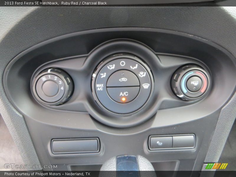 Ruby Red / Charcoal Black 2013 Ford Fiesta SE Hatchback