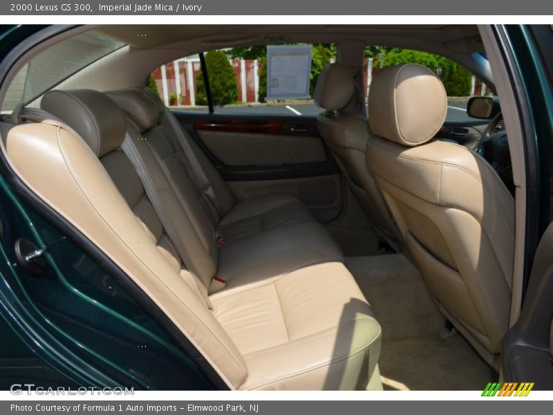 Imperial Jade Mica / Ivory 2000 Lexus GS 300